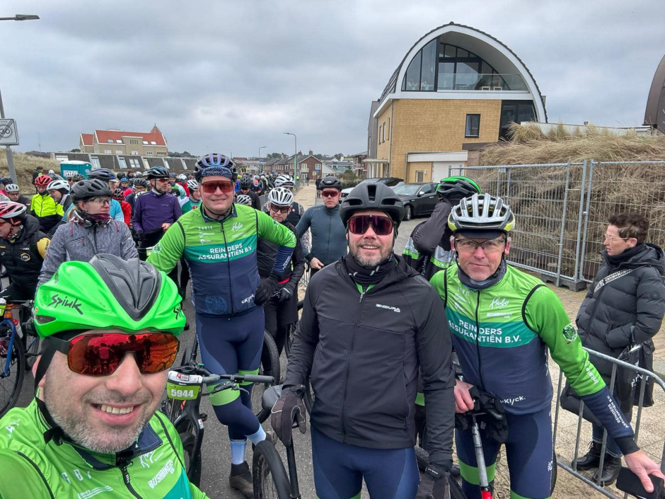 bushbikers naar het strand